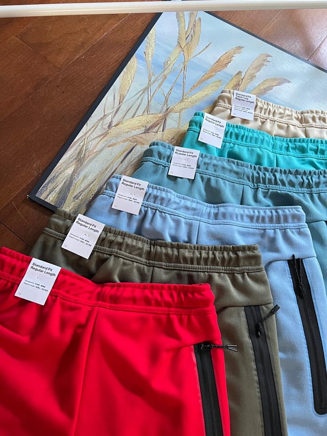 Techfleece Pants: seller detail photo 10