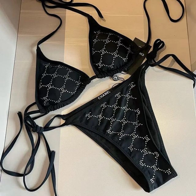 Chanel bikini: seller detail photo 1