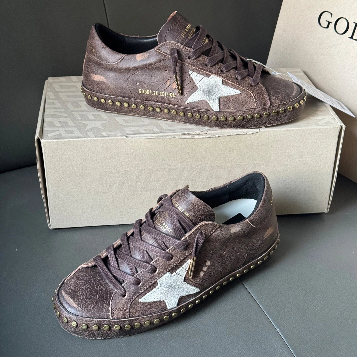Golden Goose Super-Star Low Brown Distressed Leather Studded