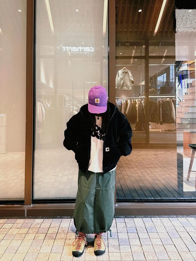 Carhartt Jacket: seller detail photo 8