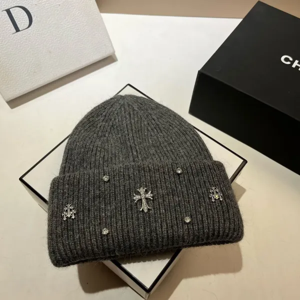 Chrome Hearts Cross-Embellished Lilac Knit Beanie - 4
