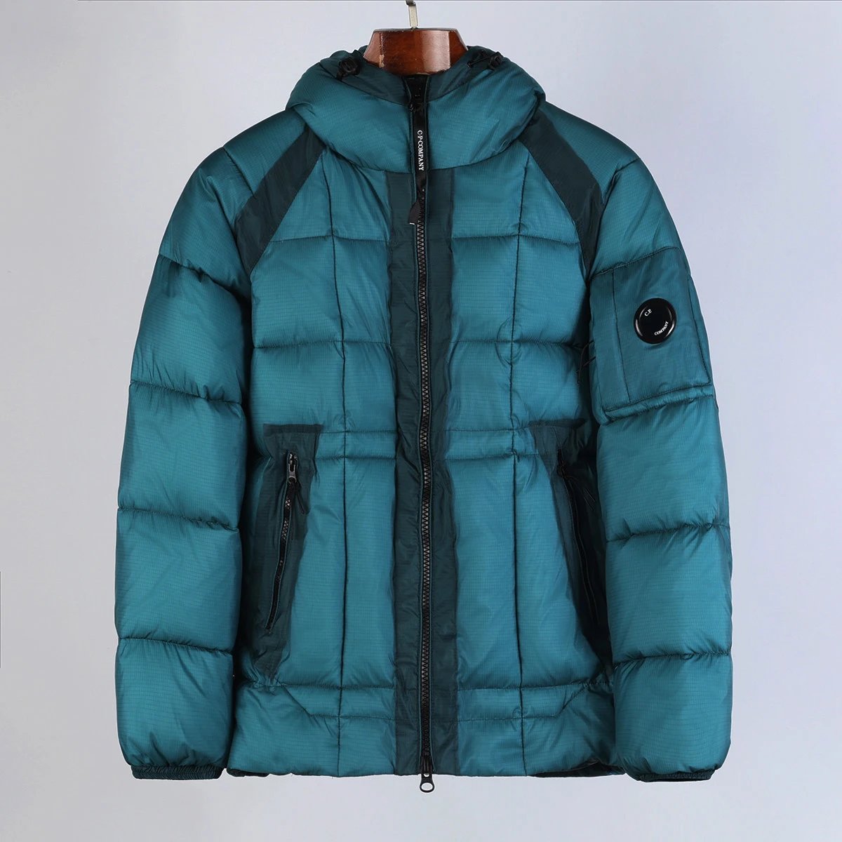 Sea blue