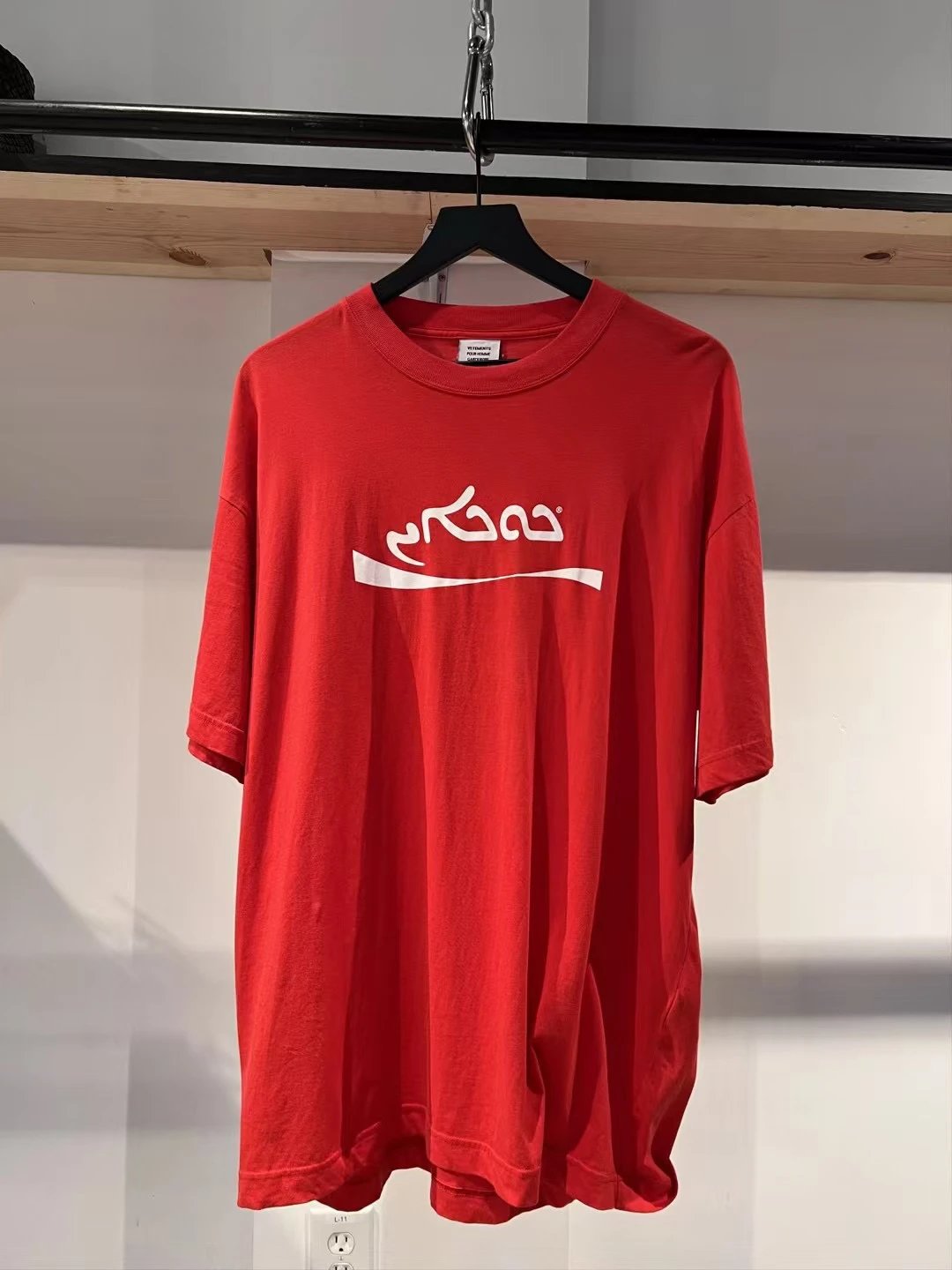 Design Coca-Cola Logo Tee Red T-Shirt T-Shirts - 4