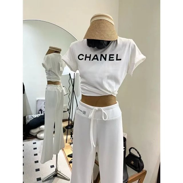 CHANEL pants: seller detail photo 3