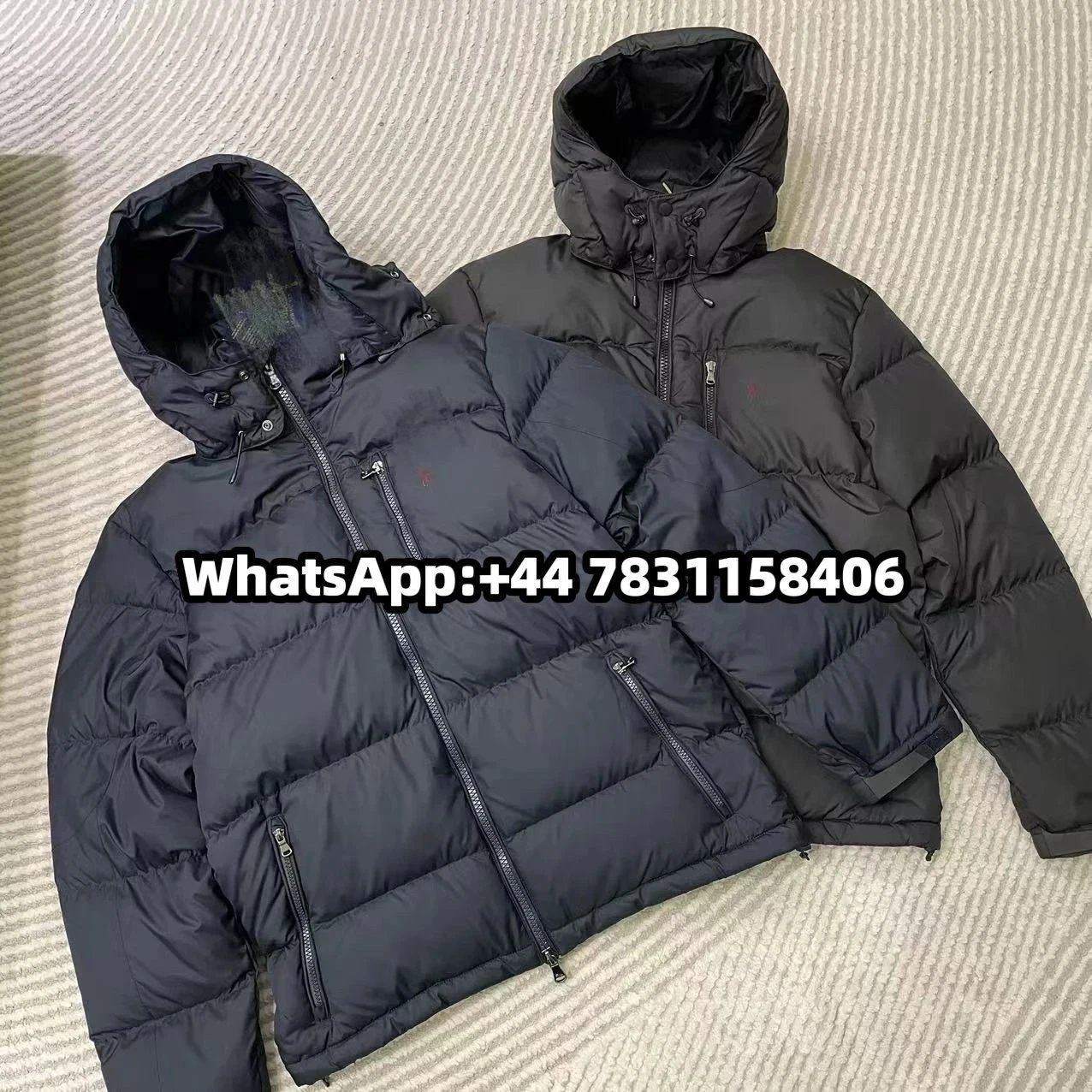 New Two-Tone Puffer Jacket with Fluffy Texture