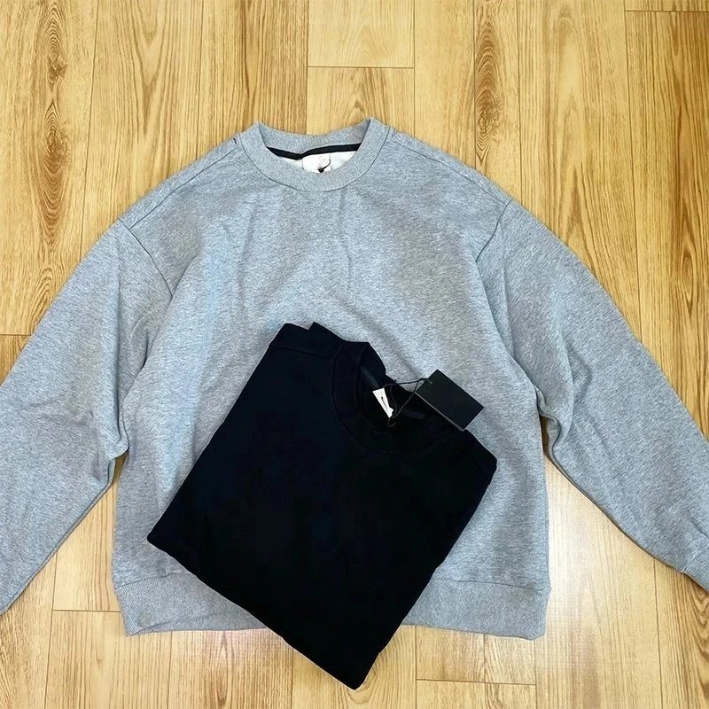 Unbranded Fleece-Lined Letter Patch Crewneck Sweater Grey