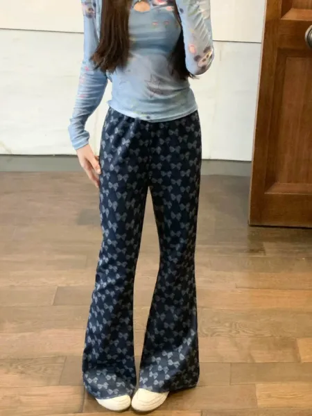 Design Bow Print Wide-Leg Pants in Dark Gray with Light Blue Top and Bag - 10