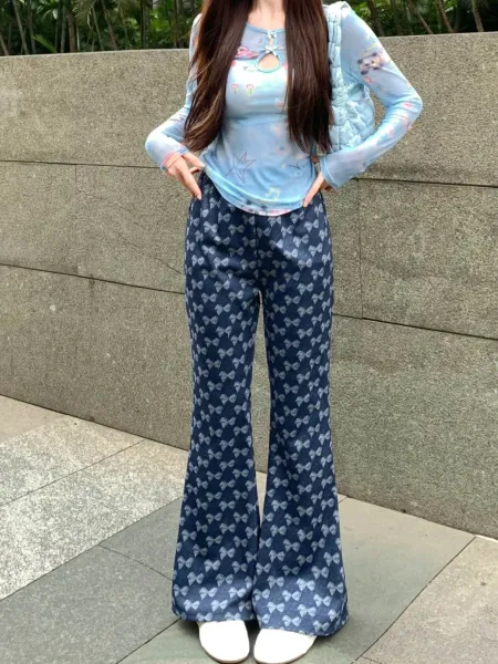 Design Bow Print Wide-Leg Pants in Dark Gray with Light Blue Top and Bag - 3