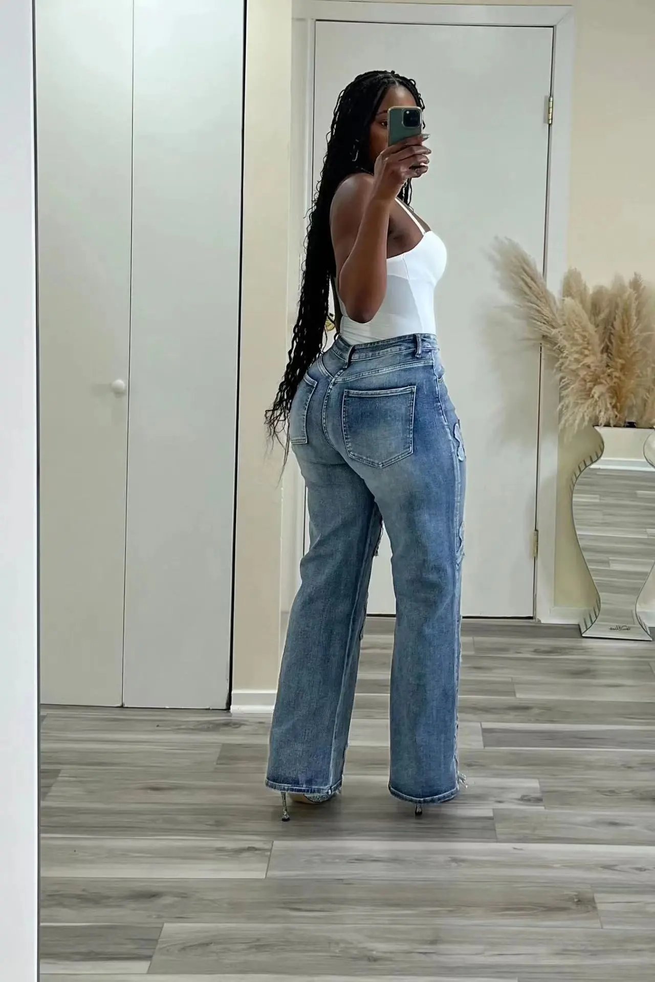 Amiri Cross-Embroidered Wide-Leg Denim Jeans - 13
