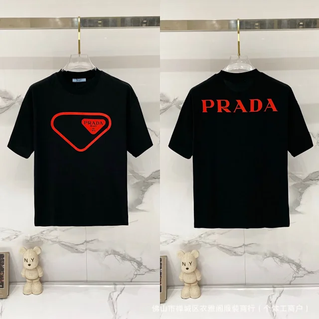 Prada T-Shirts Short-Sleeve Crewneck Logo T-Shirt product detail image 6
