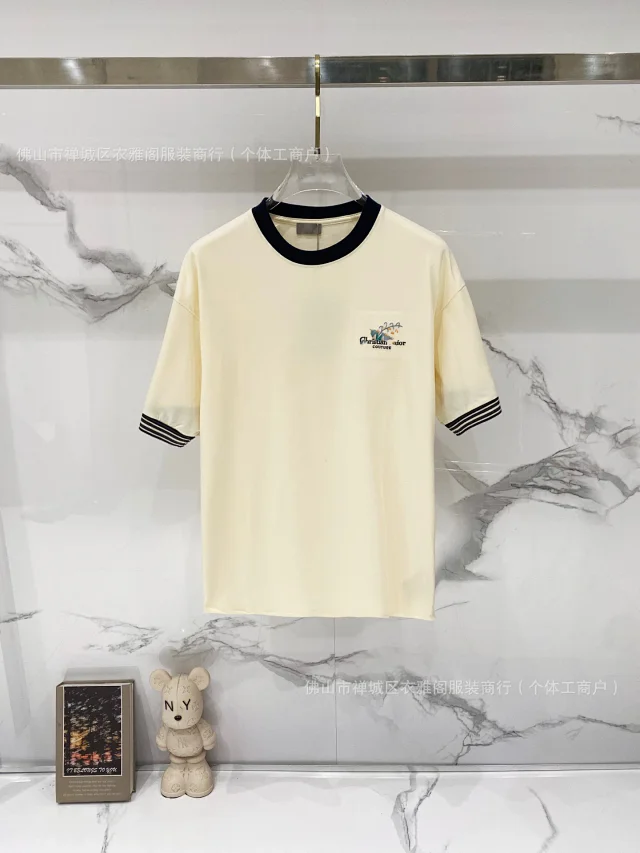 Dior T-Shirts Logo Graphic product detail image 15
