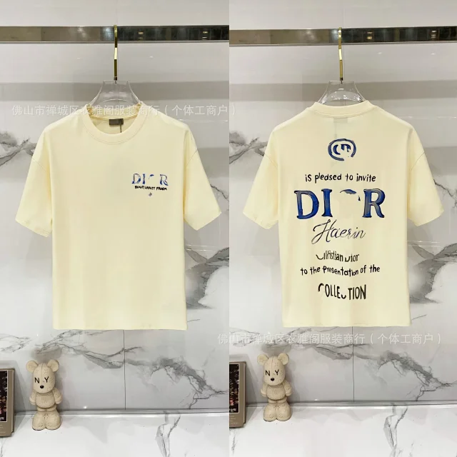 Dior T-Shirts Logo Graphic product detail image 23