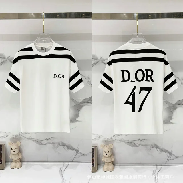 Dior T-Shirts Logo Graphic product detail image 39