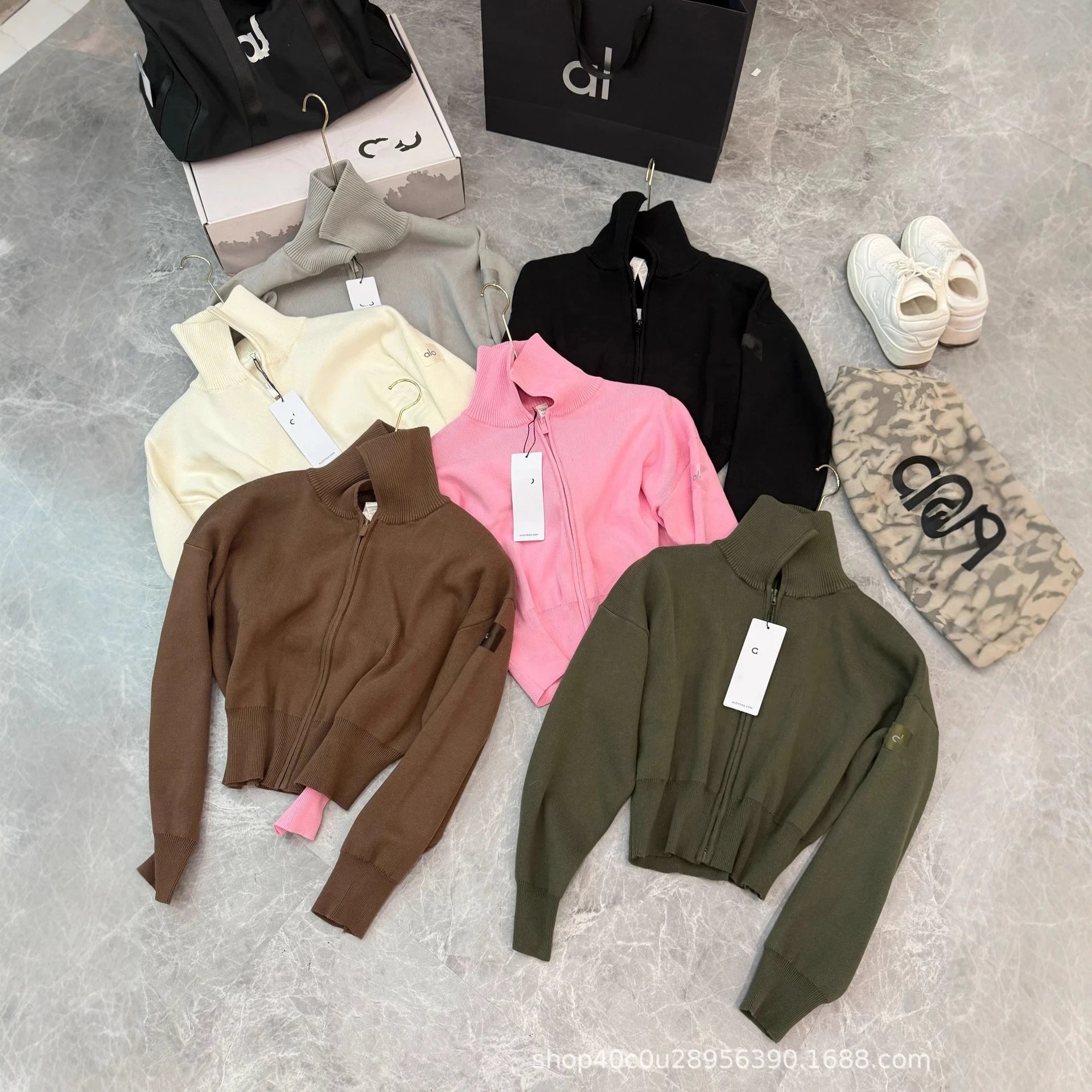 Alo Hoodies Women - 132457