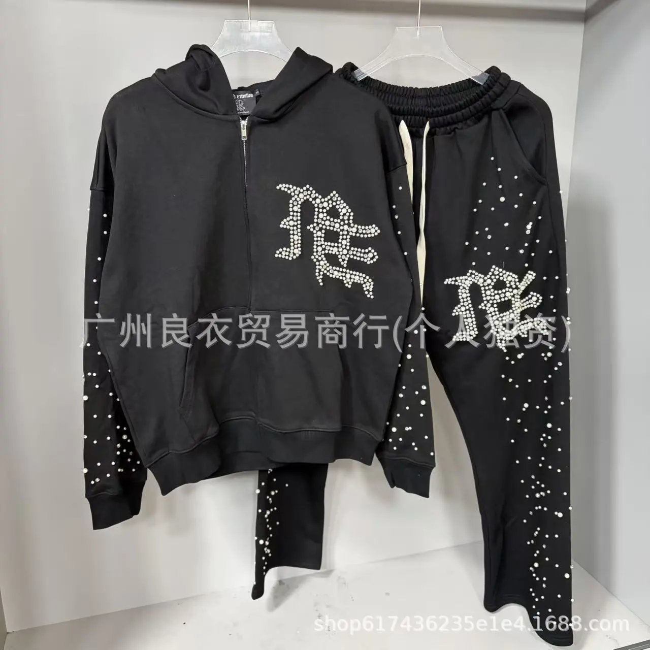 Design Rhinestone Embroidered Hoodie and Sweatpants Set Black - 4