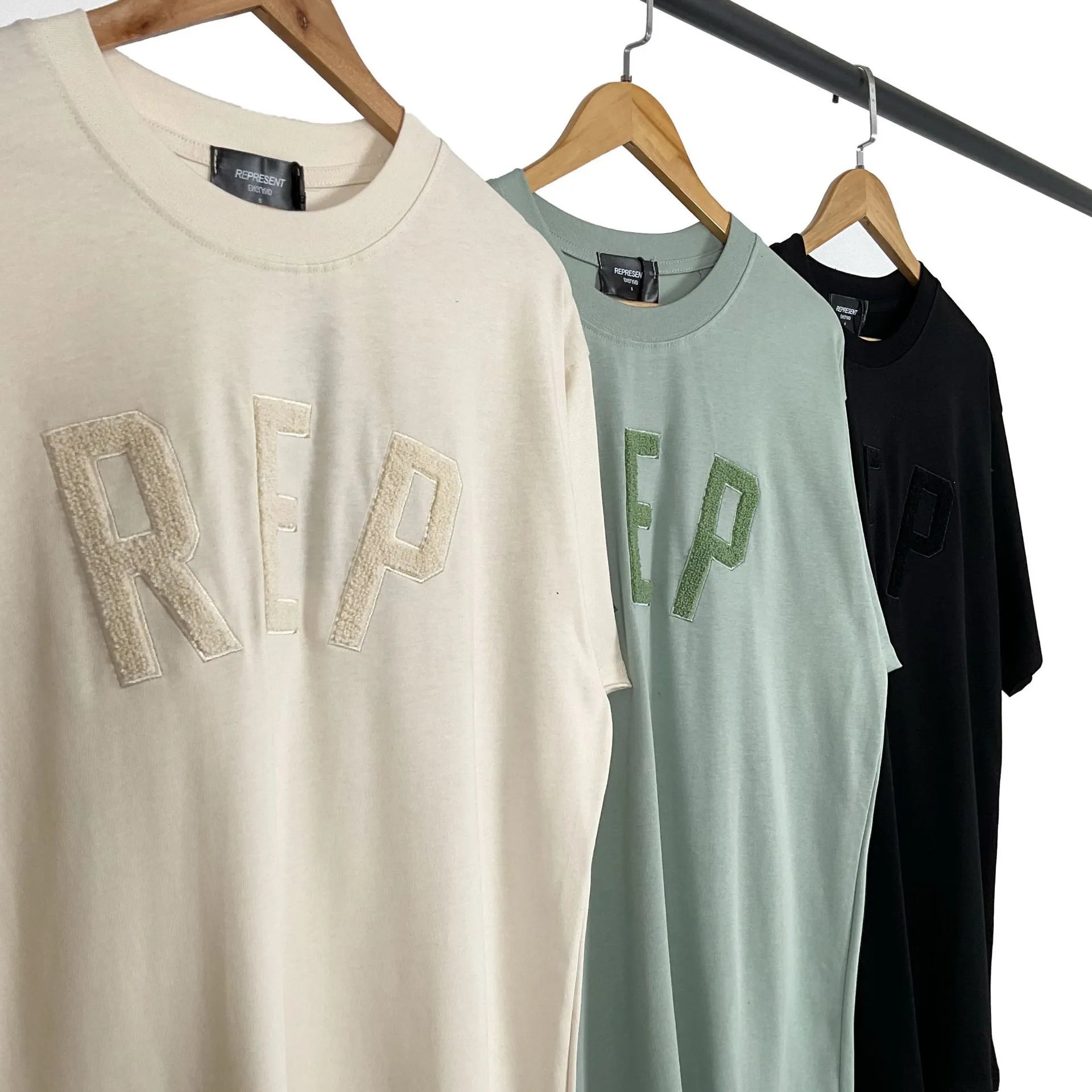 Represent REP Logo Shorts Sage Green - 39