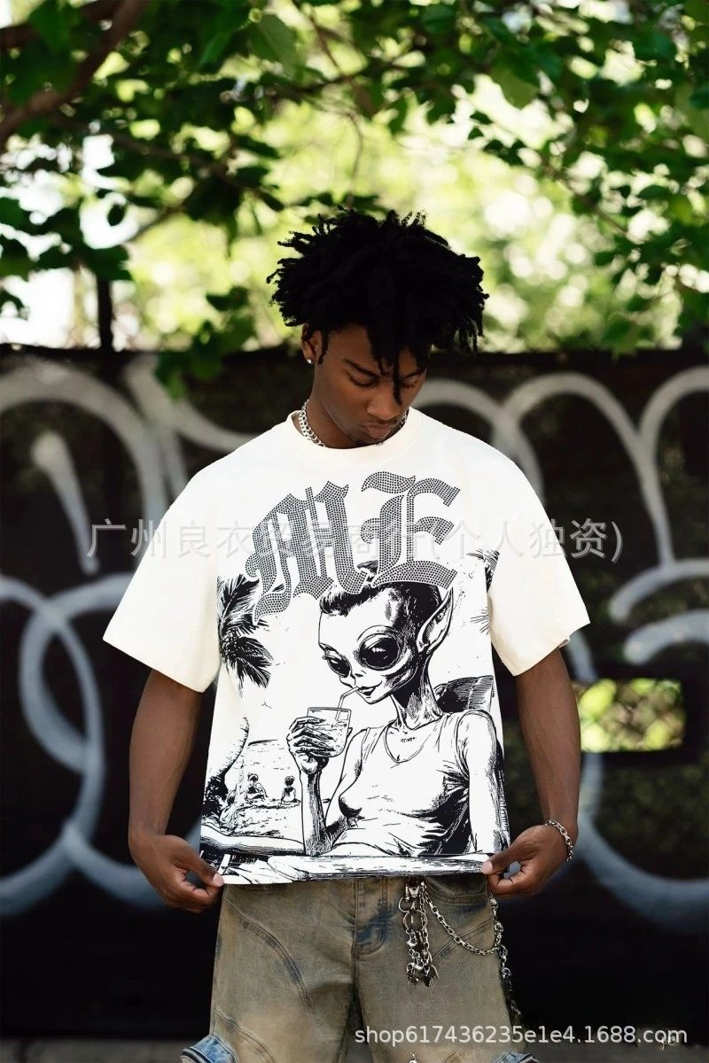 Design Graphic Print Palm Tree Alien T-Shirt Black - 11
