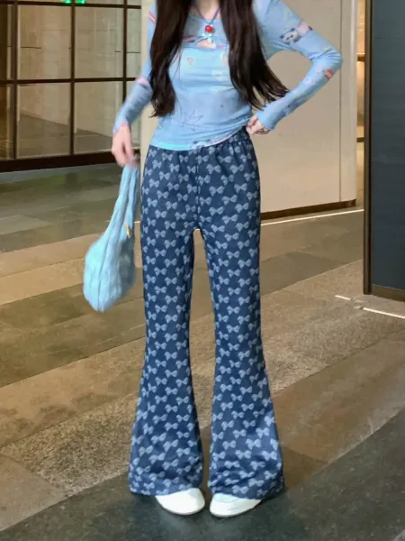 Design Bow Print Wide-Leg Pants in Dark Gray with Light Blue Top and Bag - 9