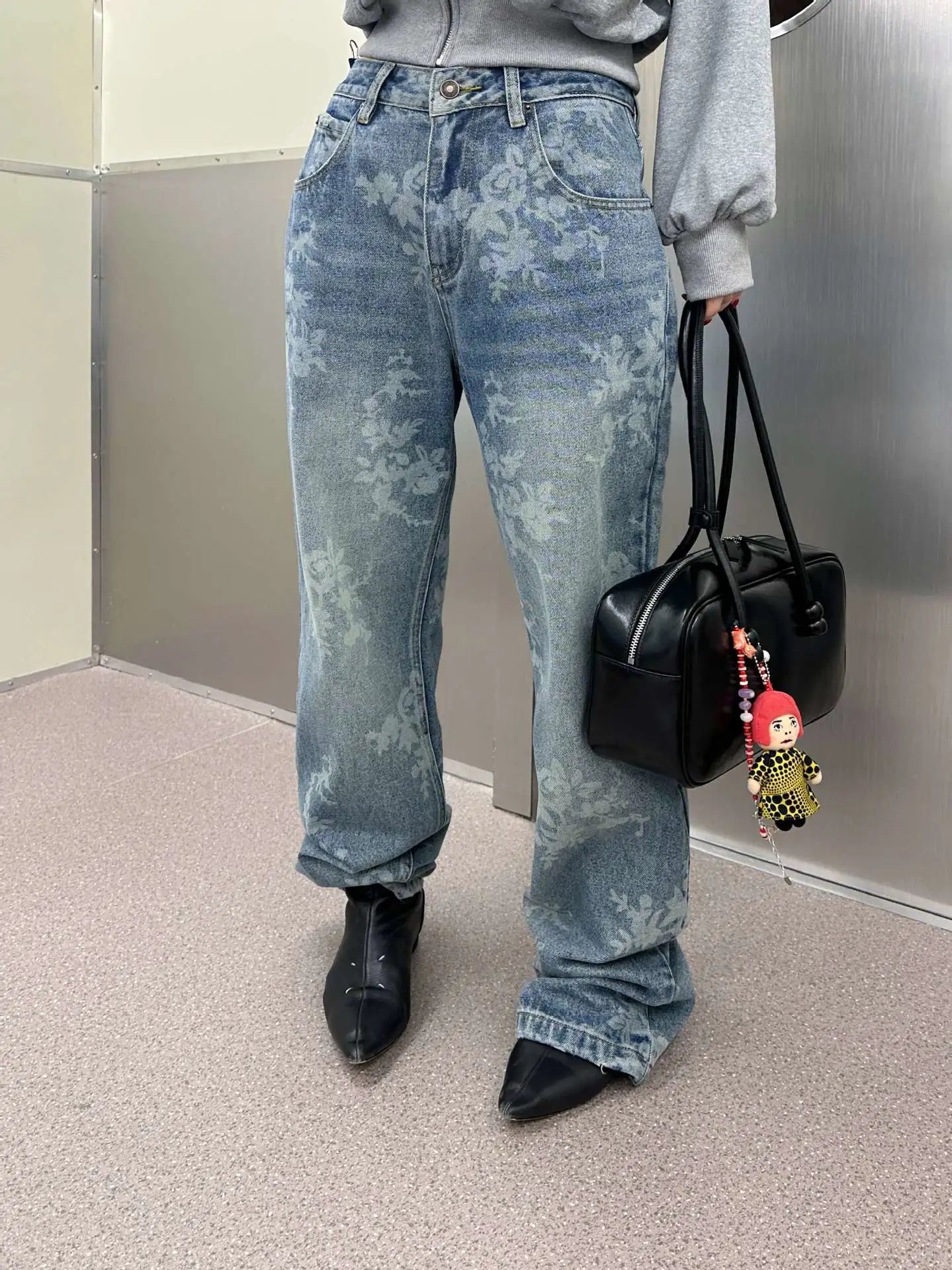 Design Floral Washed Wide-Leg Jeans Blue - 27