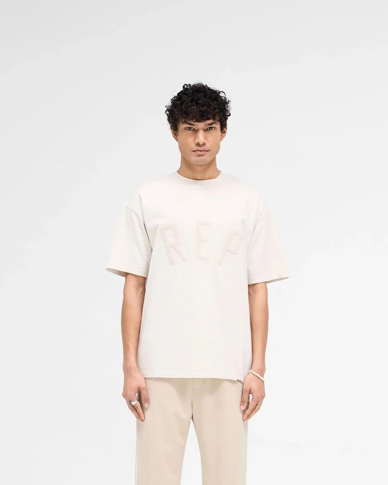 Represent REP Logo Shorts Sage Green - 6