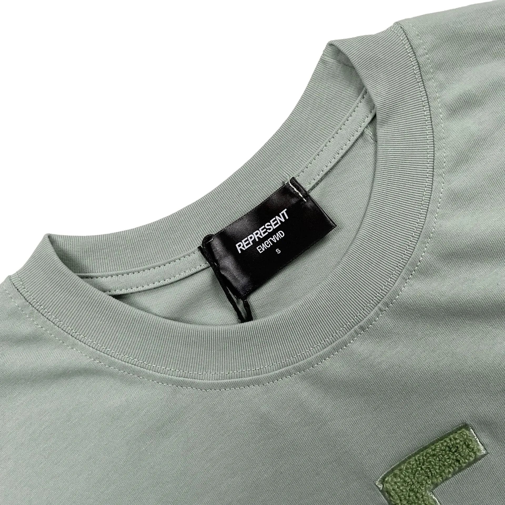 Represent REP Logo Shorts Sage Green - 43