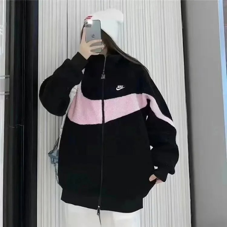 Nike Big Swoosh Reversible Boa