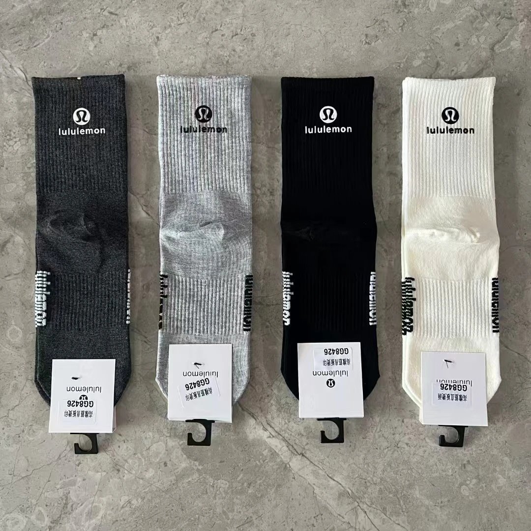 lululemon Crew Socks
