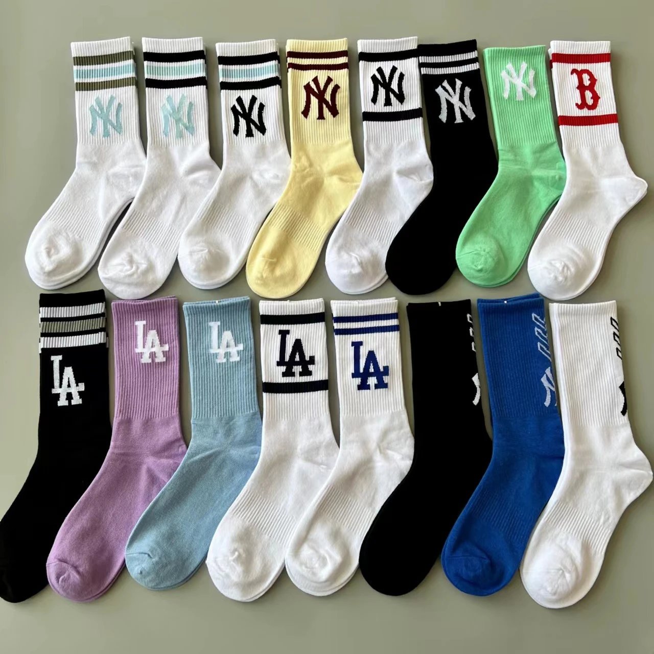 MLB NY Yankees LA Dodgers Logo Crew Socks