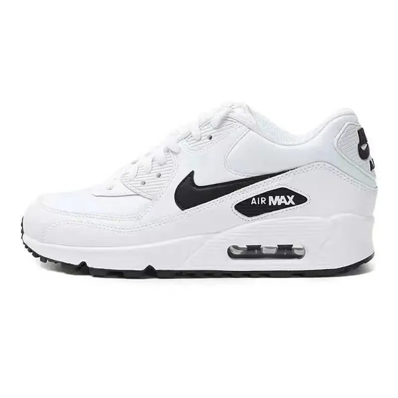Pure original Max90: white and black background