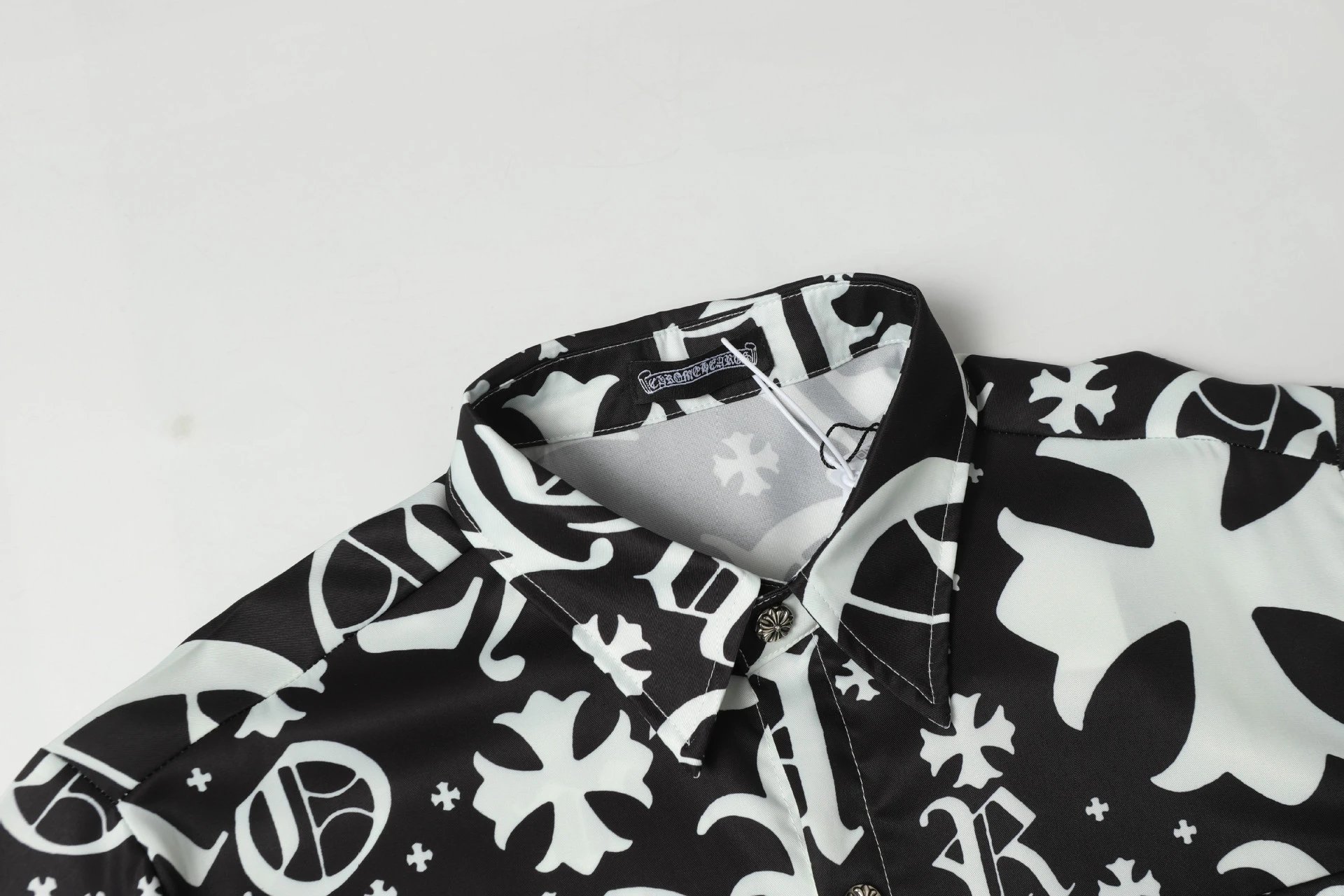 Chrome Hearts Gothic Lettering Print Shorts Black / White - 9
