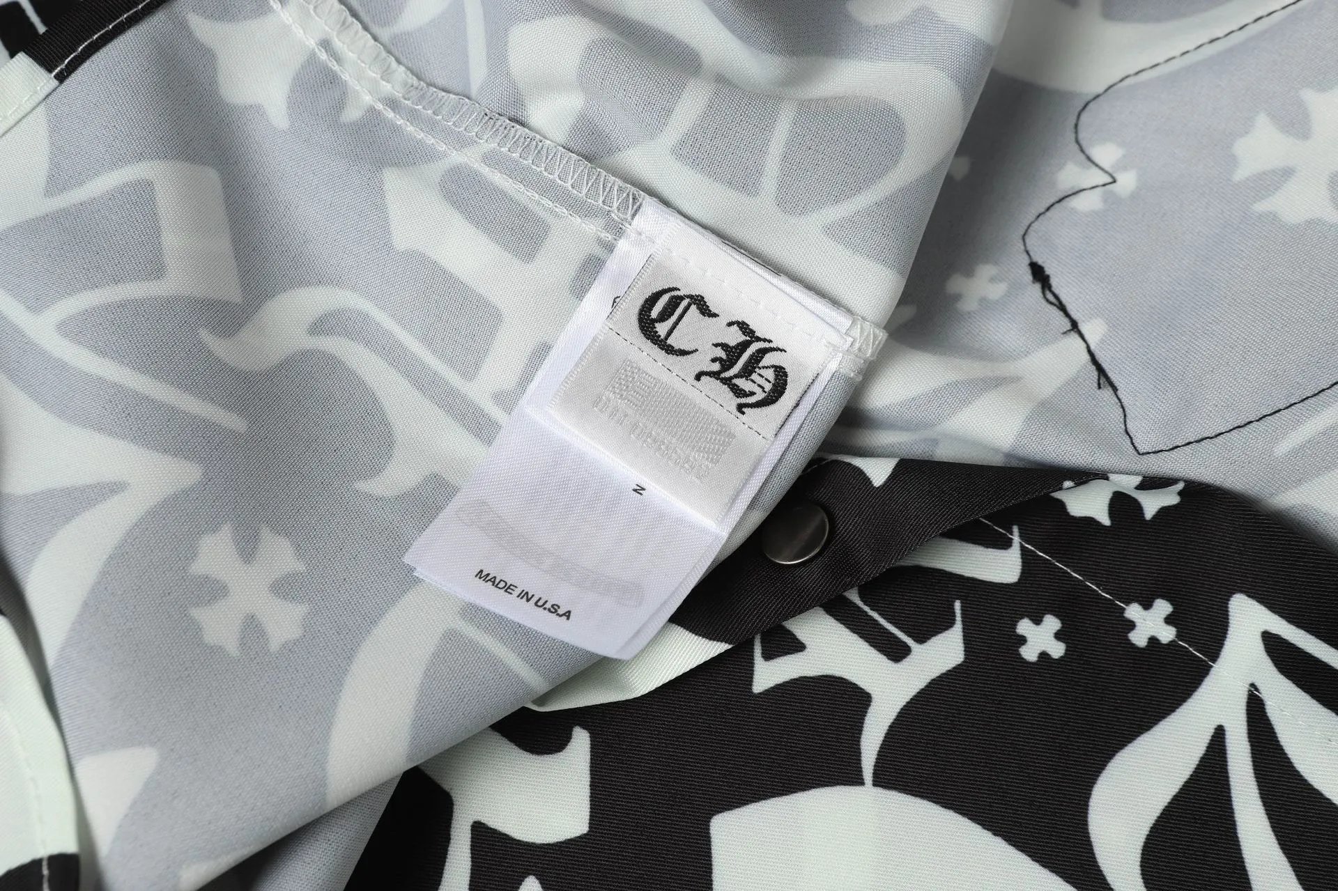 Chrome Hearts Gothic Lettering Print Shorts Black / White - 18