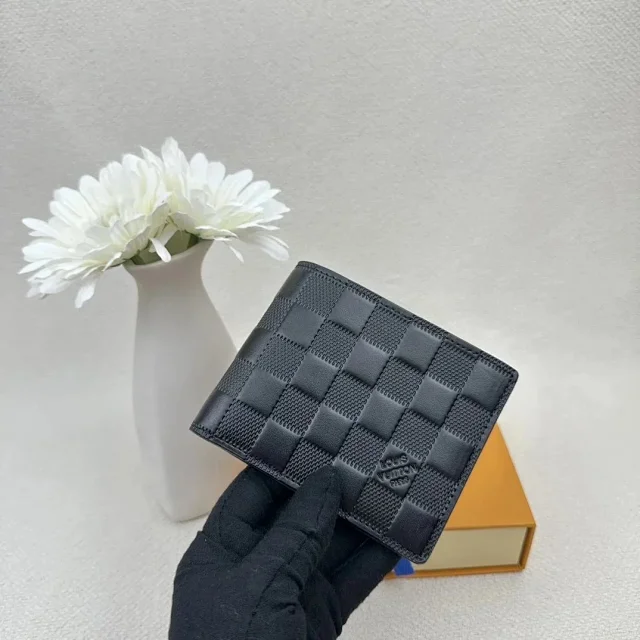Louis Vuitton Wallets & Card Holders Assorted key pouch and bifold wallet styles product detail image 17