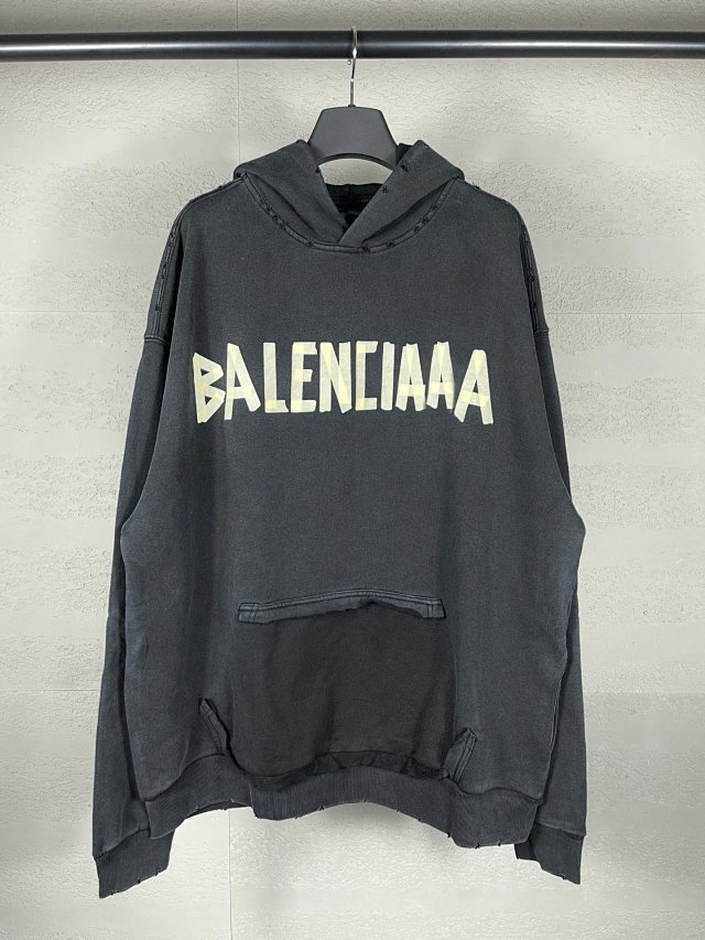 Balenciaga Balenciaga Vintage Black Oversized Logo Hoodie - Buy on Kakobuysheetfind