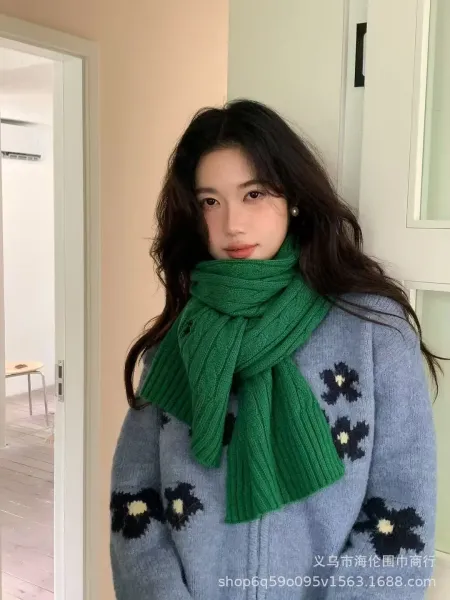 Design Knit Floral Sweater with Emerald Green Ribbed Scarf - 1