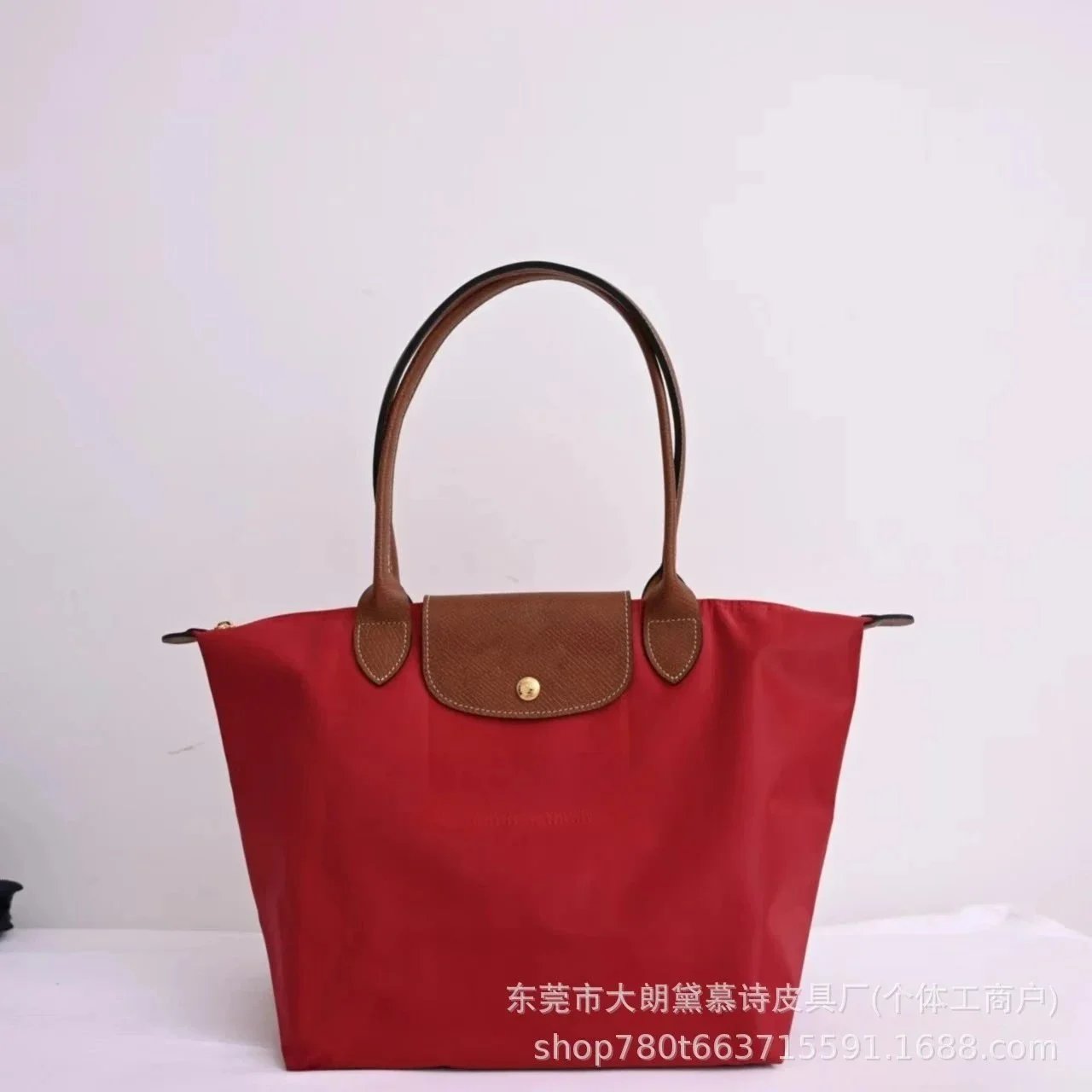 P59 Classic Red