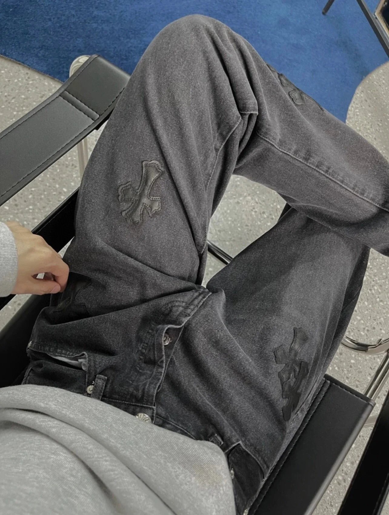 Chrome Hearts x Levi's 501 Cross-Embroidered Denim Jeans - 11