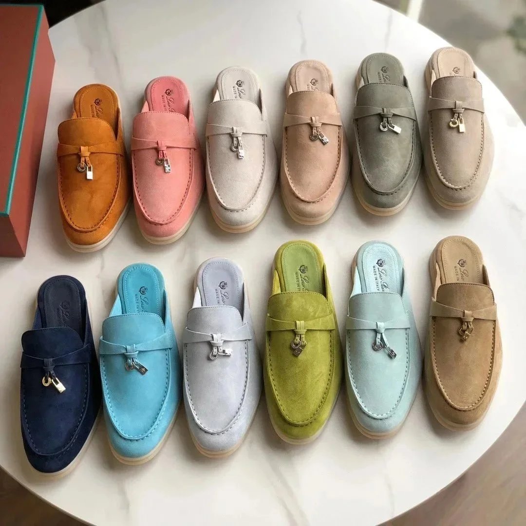 L***a Athletic Footwear Flat Slides