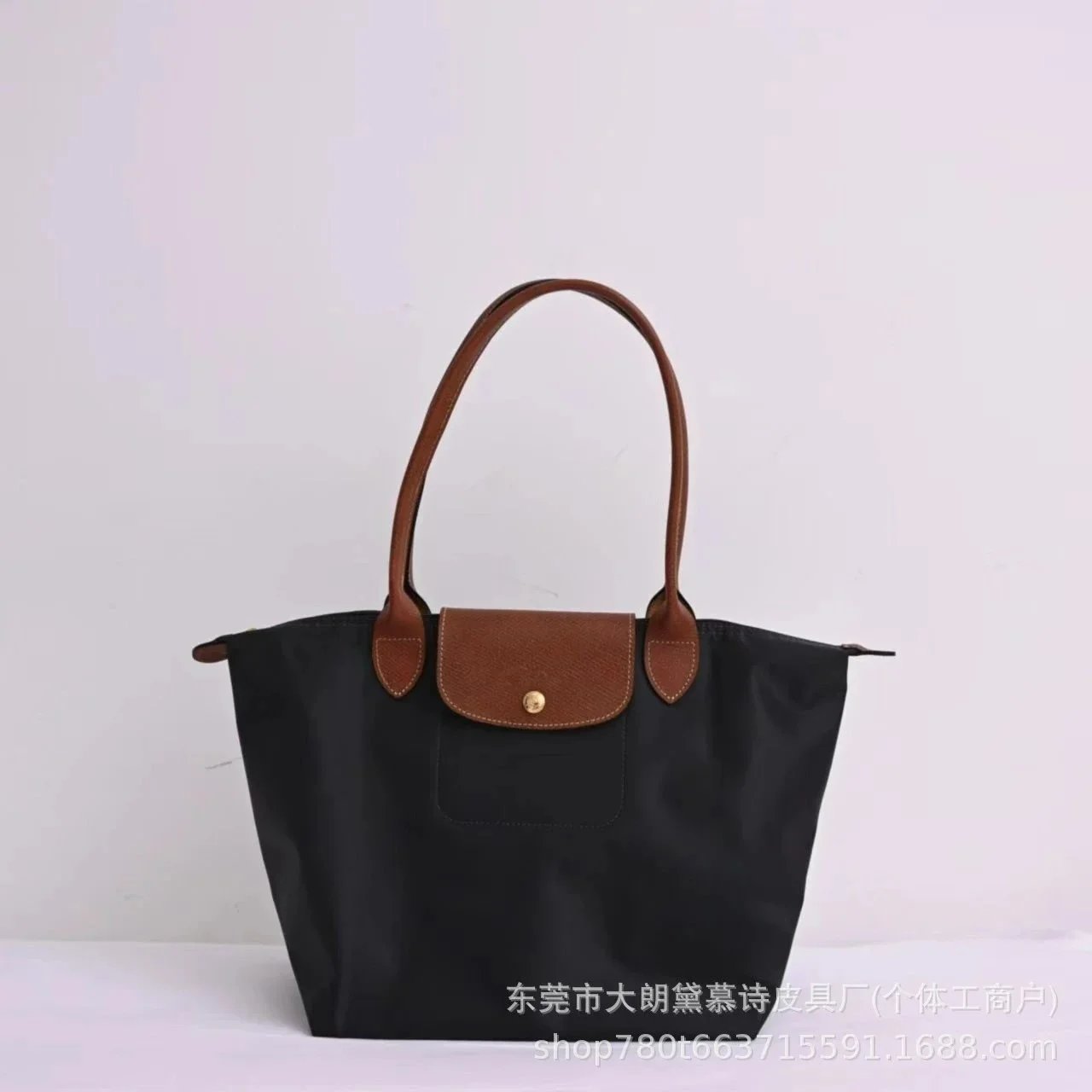001 Classic Black