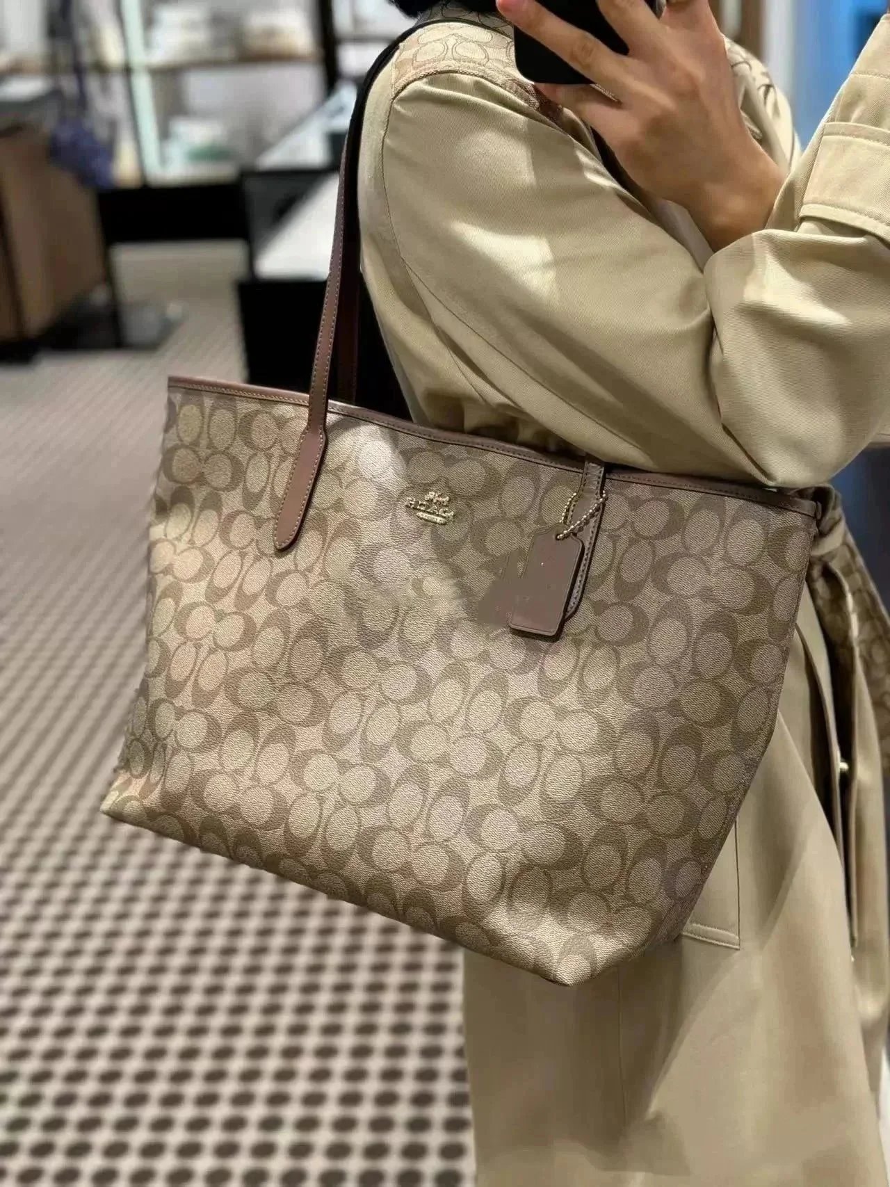 Coach City Tote Beige Signature Leather Tote Bag - 3