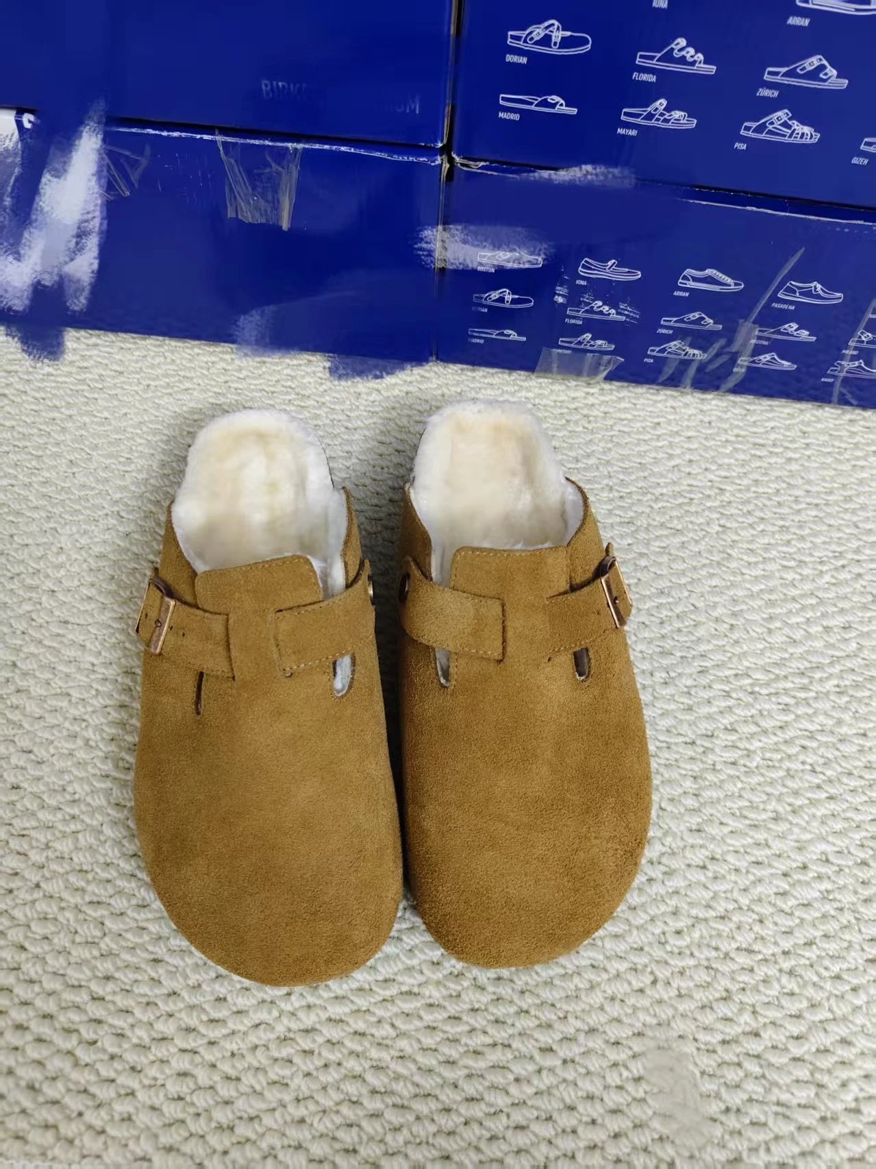 Leather Fleece-Lined Winter Boots photo 2