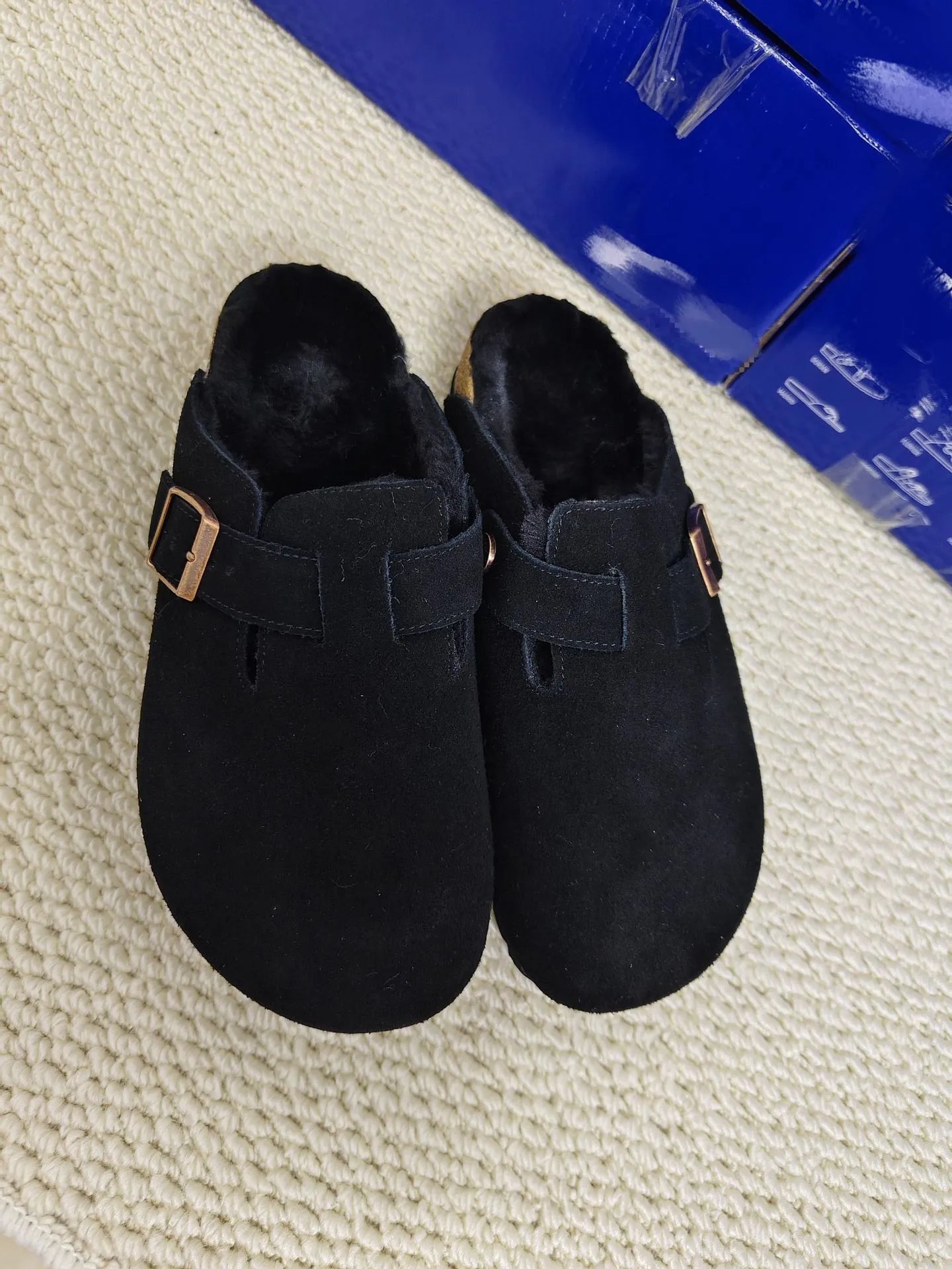 Leather Fleece-Lined Winter Boots photo 3