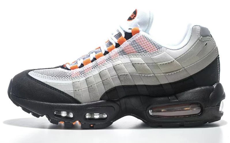 Sneakers photo 3