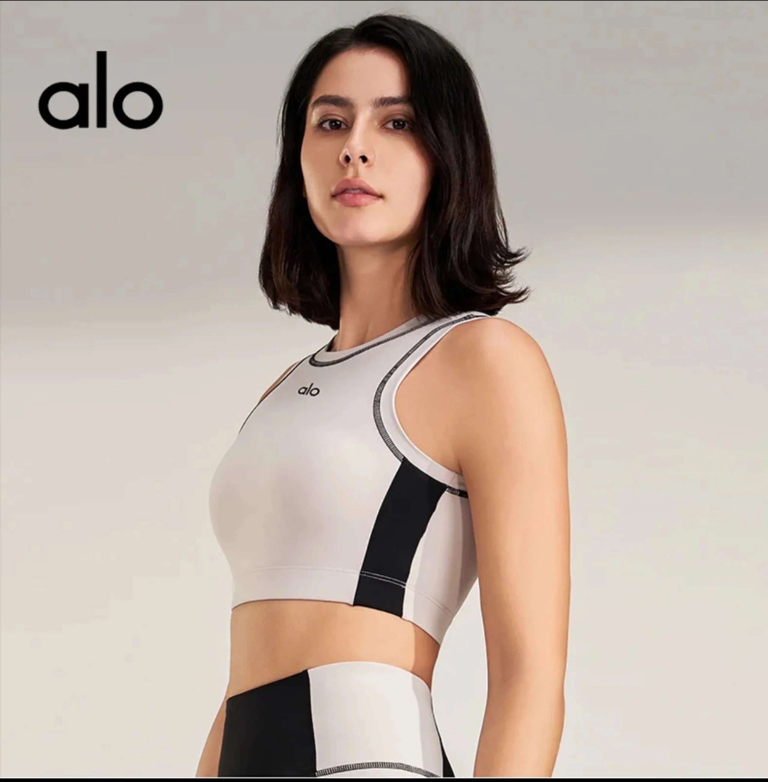 Alo Underwear Color-Block High-Neck Sports Bra image 3
