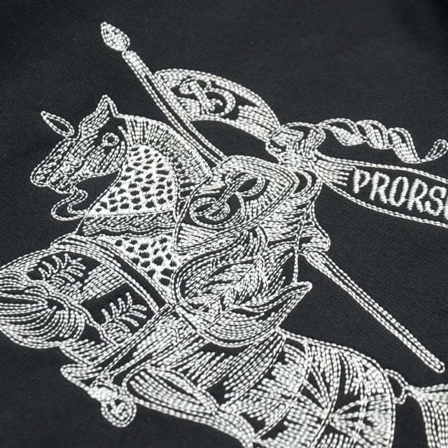 Burberry Hoodies & Sweatshirts Logo-Print Hooded Sweatshirt product detail image 9