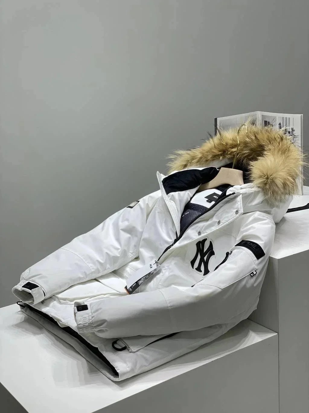 经典百搭时尚羽绒服029