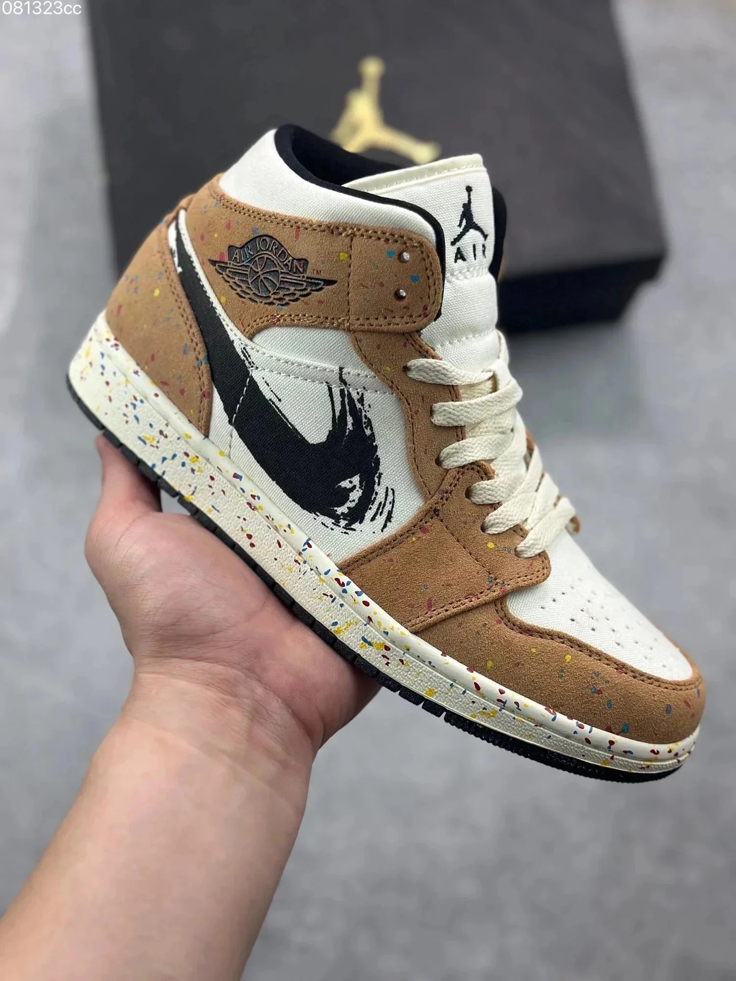 经典百搭休闲运动鞋 02