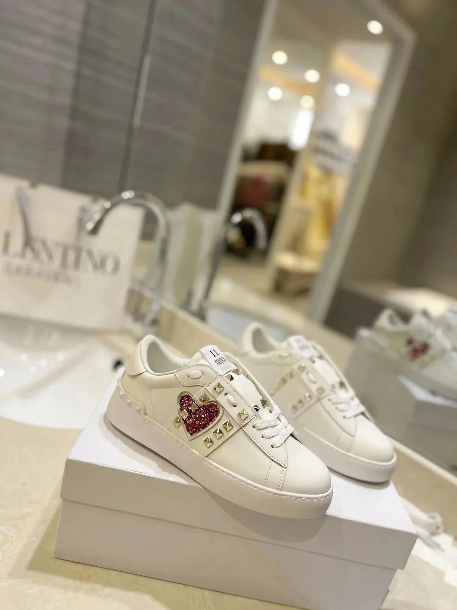 C-L Version Casual Shoes Sneakers Top Version 063 – QC photos preview | CnFans  | 7535765763