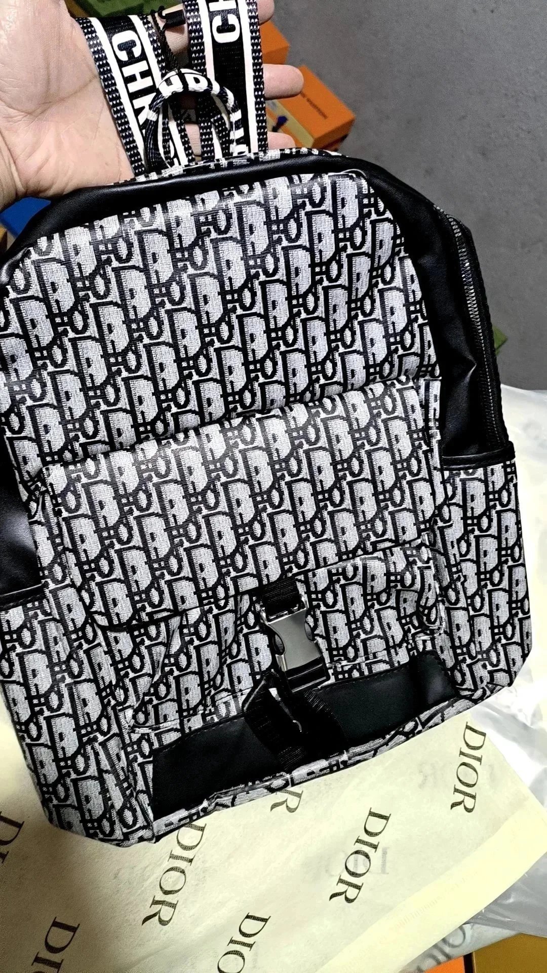 Louis Vuitton backpack （6+） – QC photos preview | CnFans  | 7520063816
