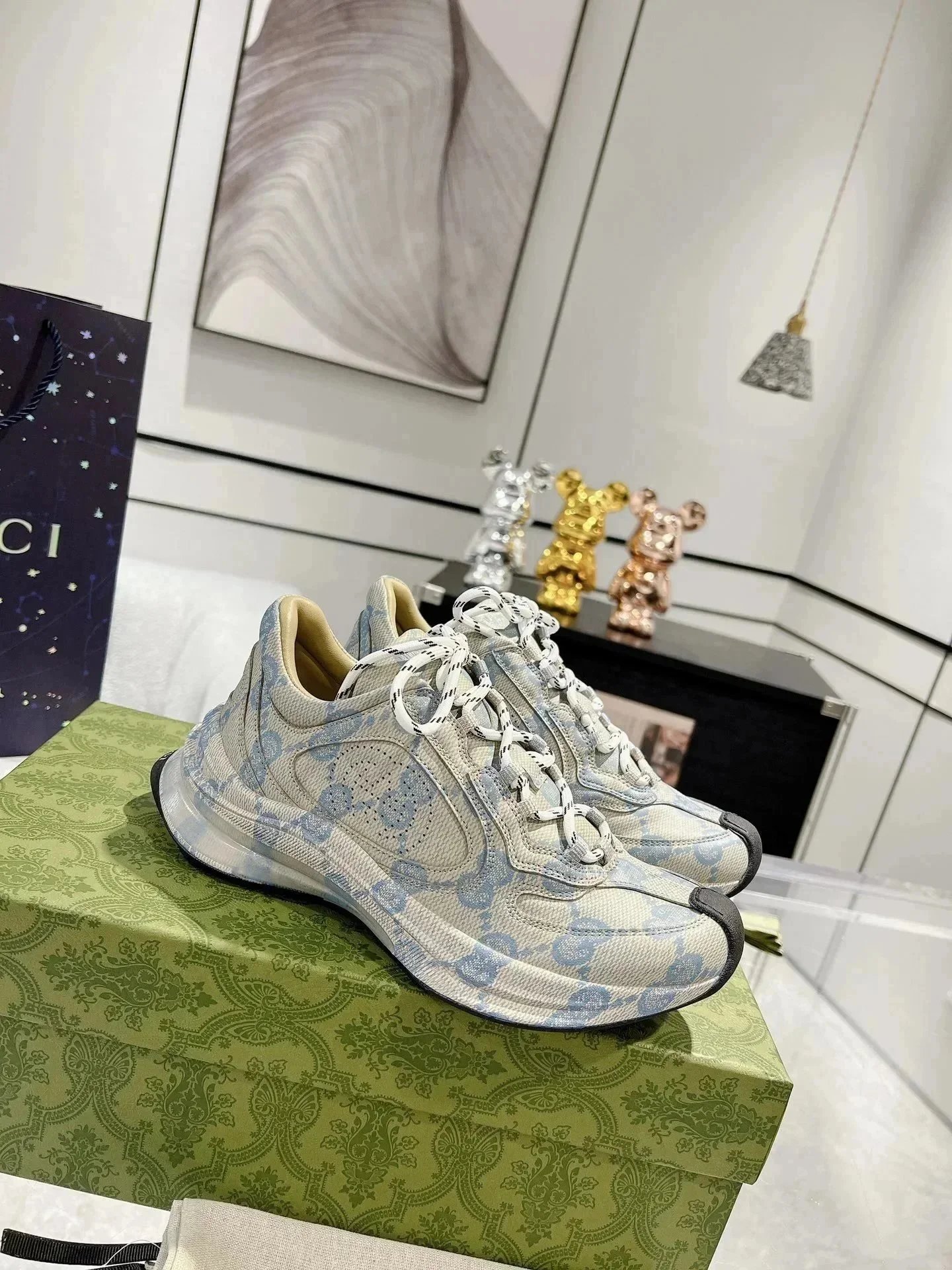 Gucci Run (15+)