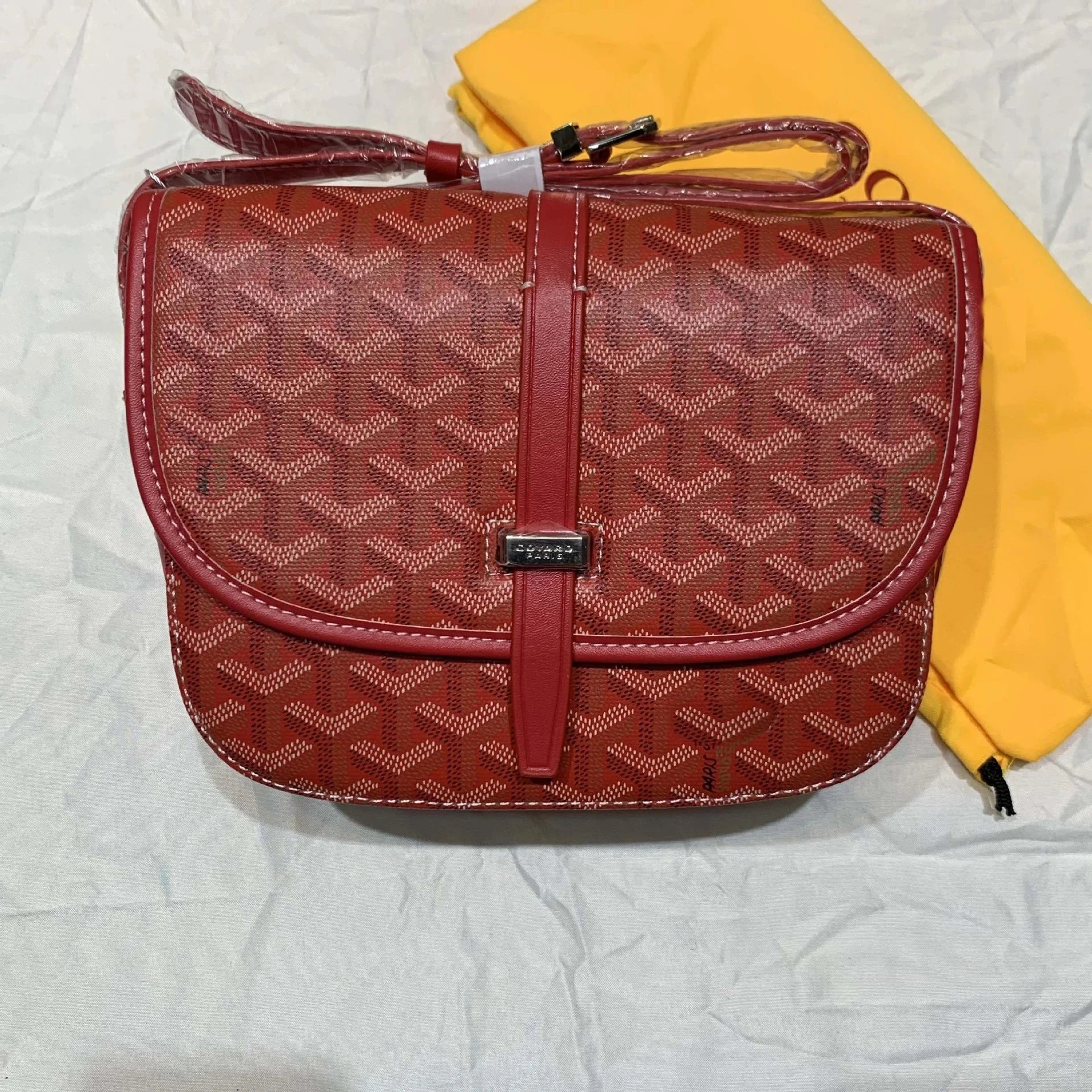 Goyard Wallets & Card Holders Chevron-Pattern Passport Holder and — 021(21cm*15cm*9cm)
